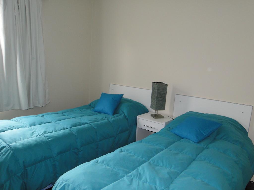 Altos Del Lago Departamentos El Calafate Room photo
